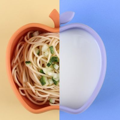 Thức ăn lớp silicone Baby Suction Cup Chén cho ăn Apple hình silicone Suction Cup đồ ăn an toàn và vô mùi